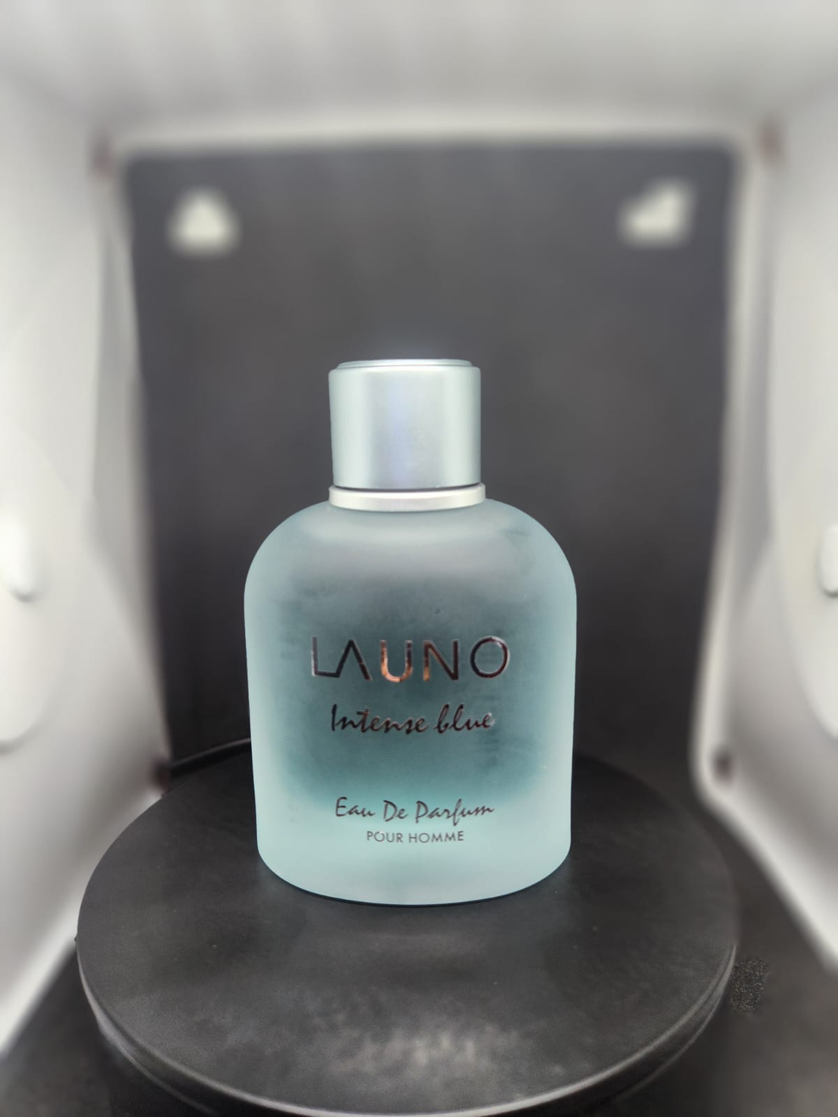 La Uno Blue Intense